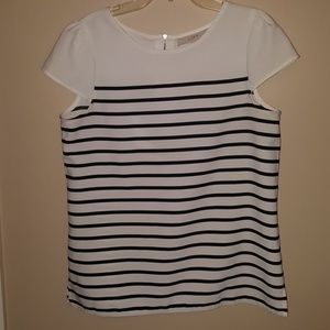 Loft capped sleeve shirt